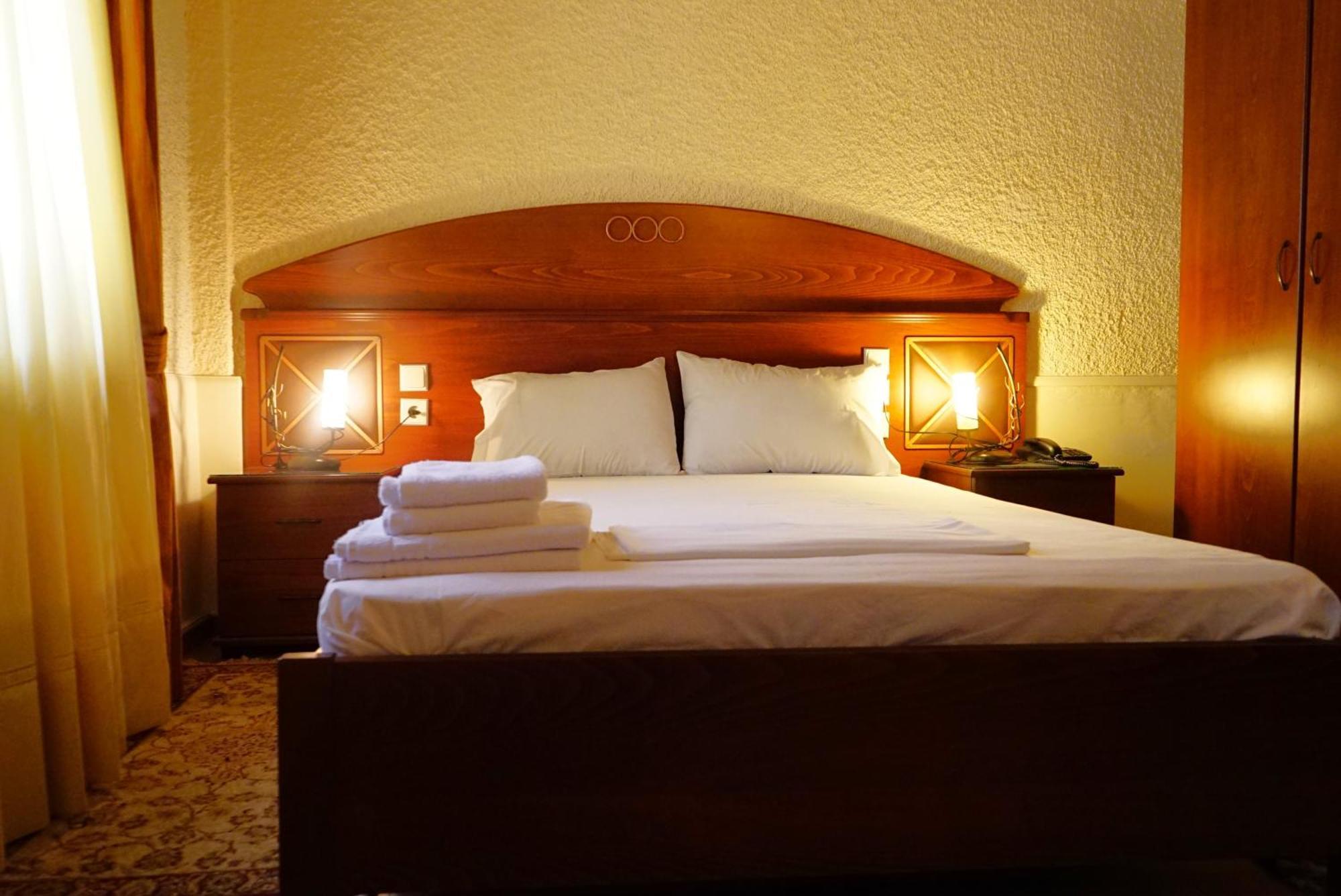 Chania Hotel 3*