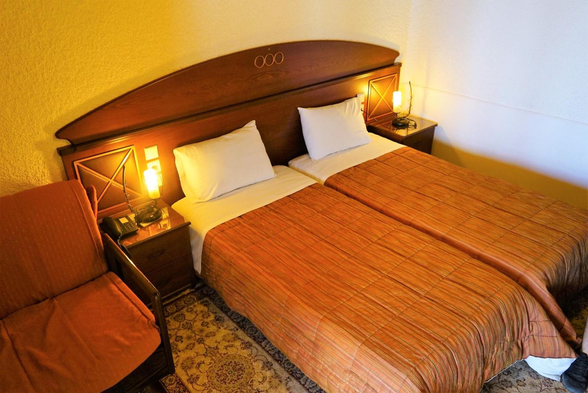 Chania Hotel 3*