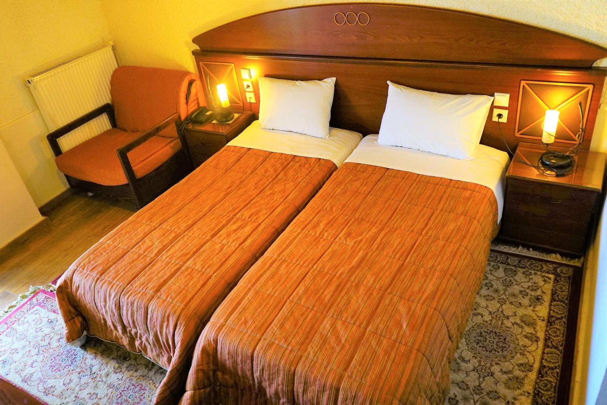 Chania Hotel